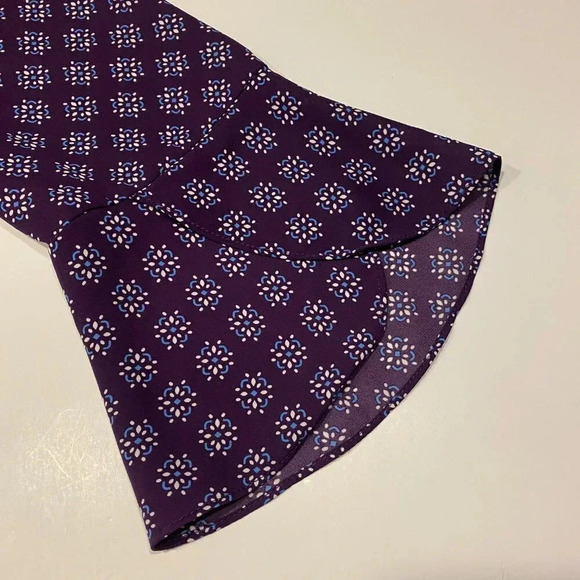 41 Hawthorn Purple Geometric Floral Blouse Top Polyester & Spandex Medium Petite - Picture 7 of 10